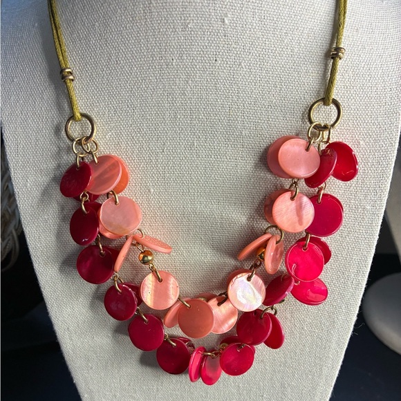 Jewelry - Bold Pink and Red Disc Necklace
